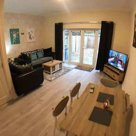 Very Large House, 6 Beds, 4 Bedrooms, 3 Bathrooms, 5 Smart Tv'S & Van Parking Boston Extérieur photo